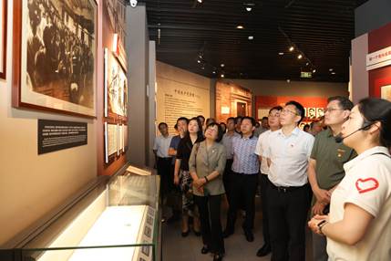说明: //zzb.betvictorweide.com/__local/6/BD/3E/186ED0FD6D6DCA23770820E1919_52C55842_4F3E4.jpeg
